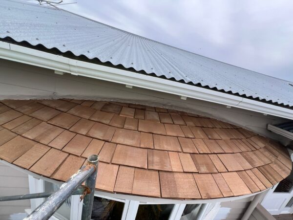 Natural Cedar Shingles for Bay Window and Dormer Roof