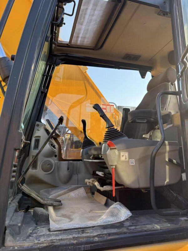 2020 LiuGong 926E Hydraulic Crawler Excavator – 26 Ton - Image 7