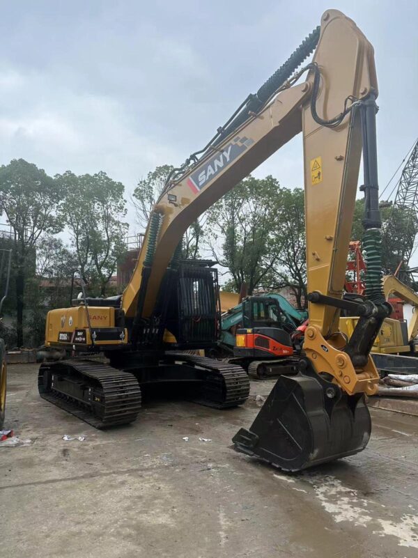 SANY SY215C Excavator-21.5 Ton | 2021 Model | 1,923 Hours - Image 2