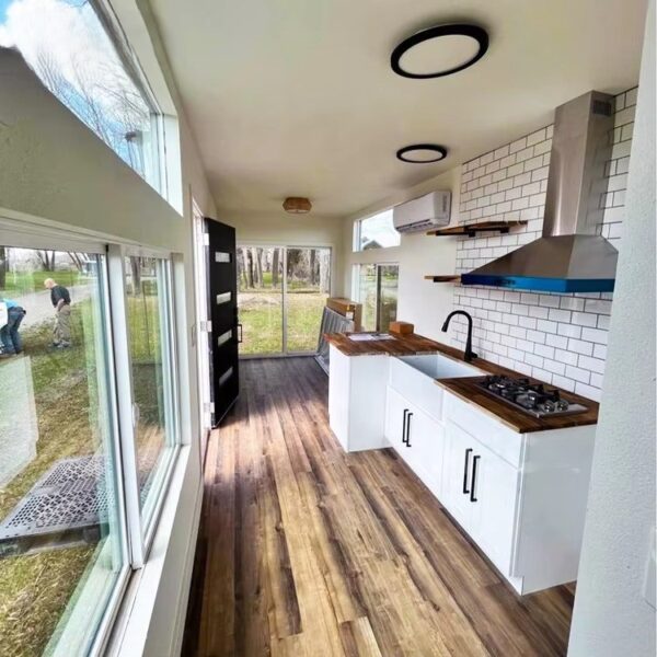 20HQ Container House – Durable, Customisable, and Eco-Friendly Housing Solution - Image 5